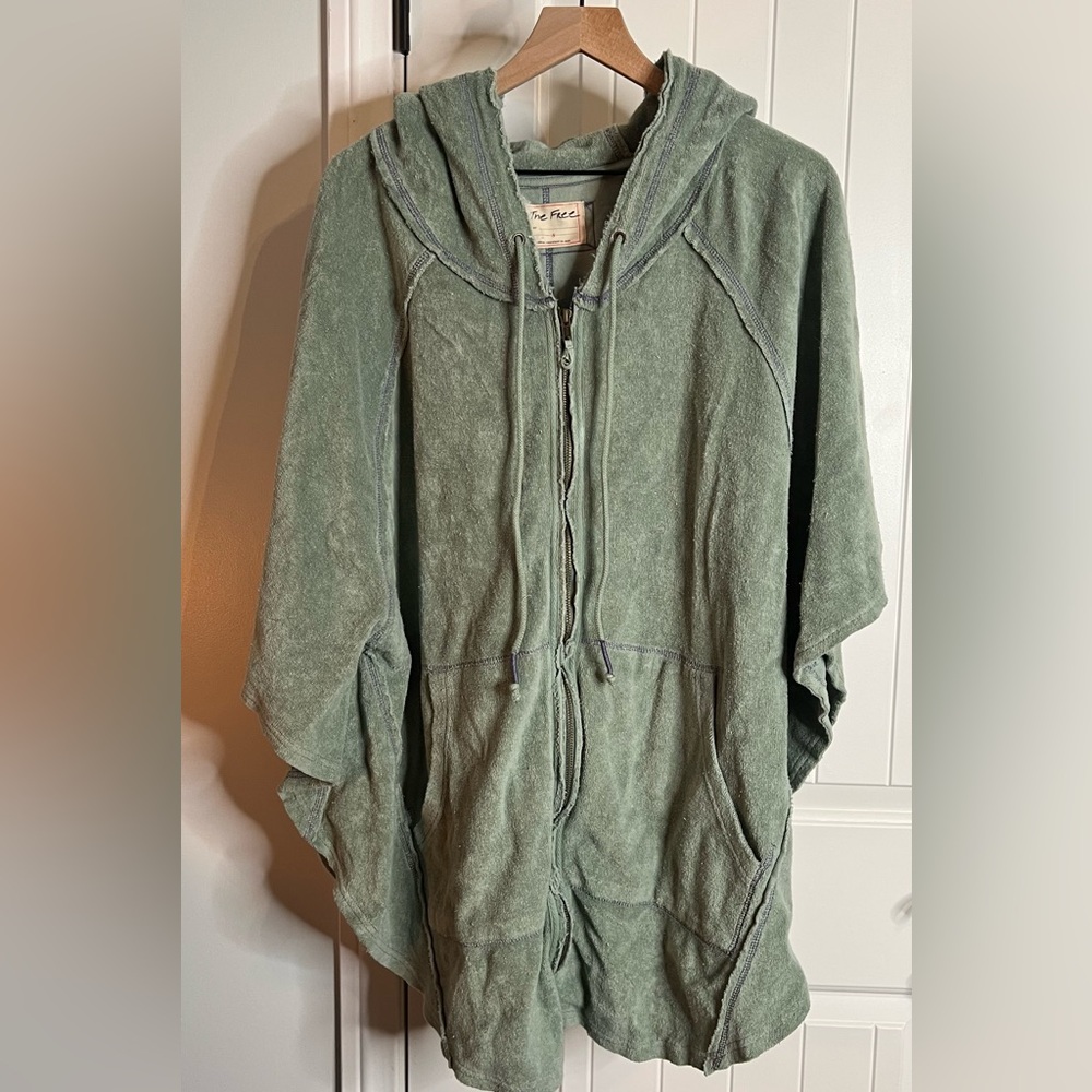 Free People zip pancho. - Picture 2 of 5